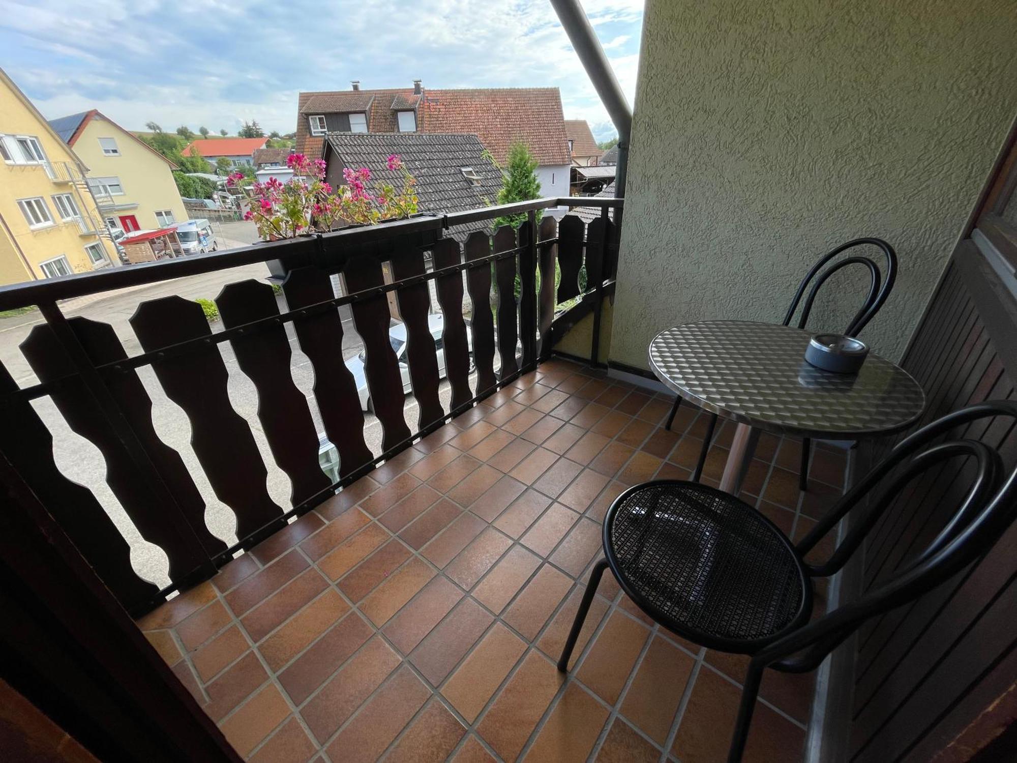 Beny Hotel Restaurant Hertingen Exterior foto